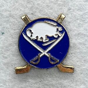 🔮 5/$25 Vintage NHL Buffalo Sabres Hockey Pin